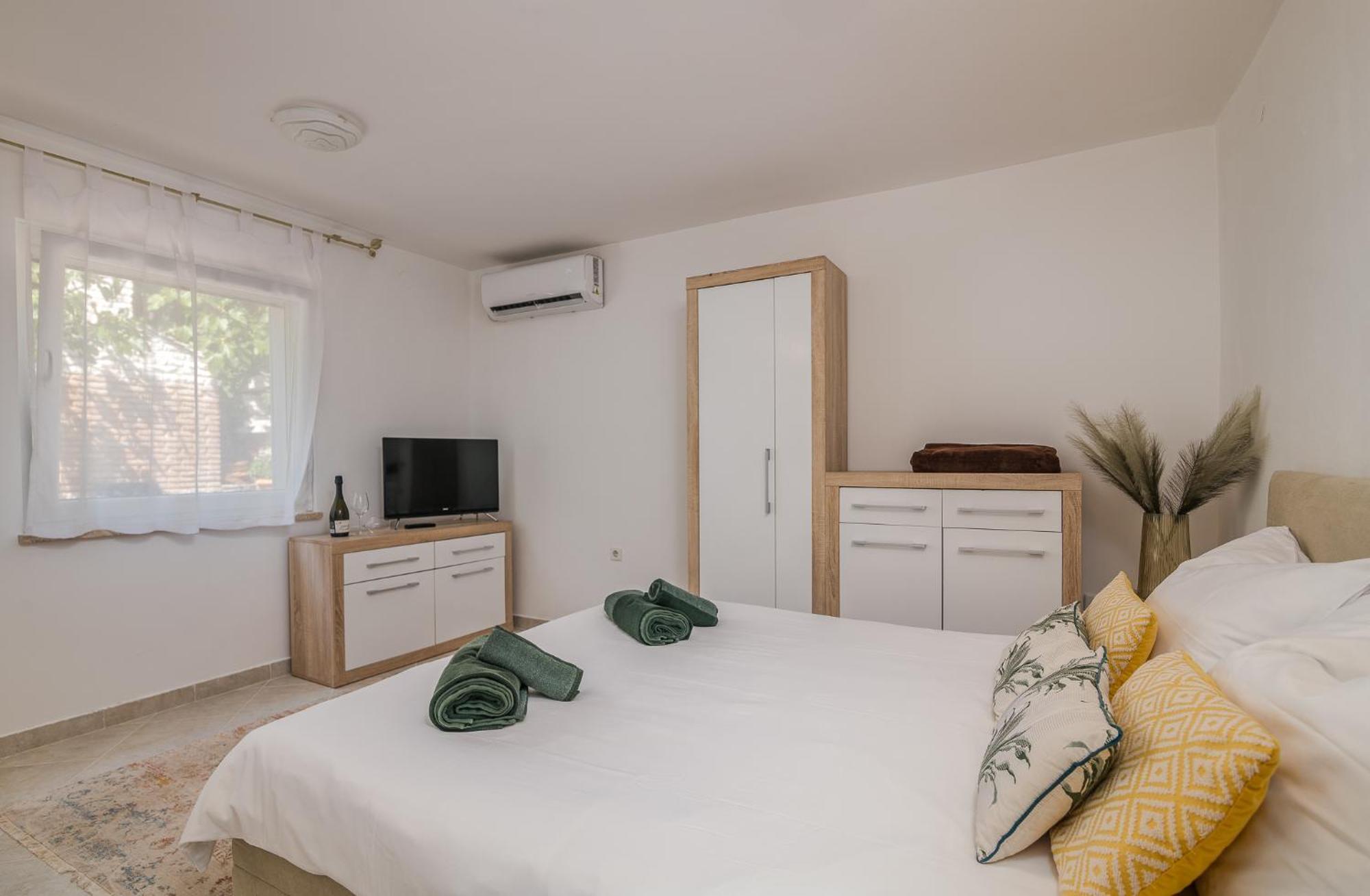 קרק Apartments Stella & Luna מראה חיצוני תמונה