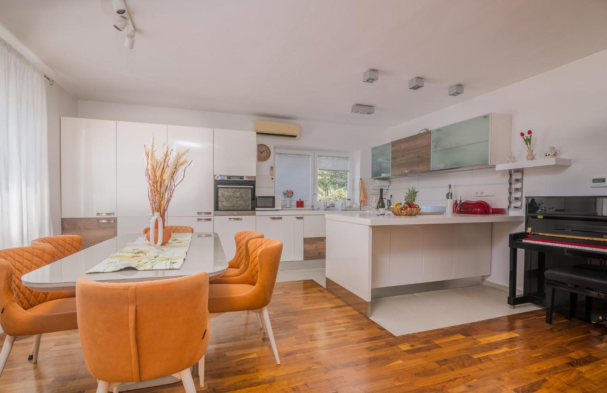 קרק Apartments Stella & Luna מראה חיצוני תמונה