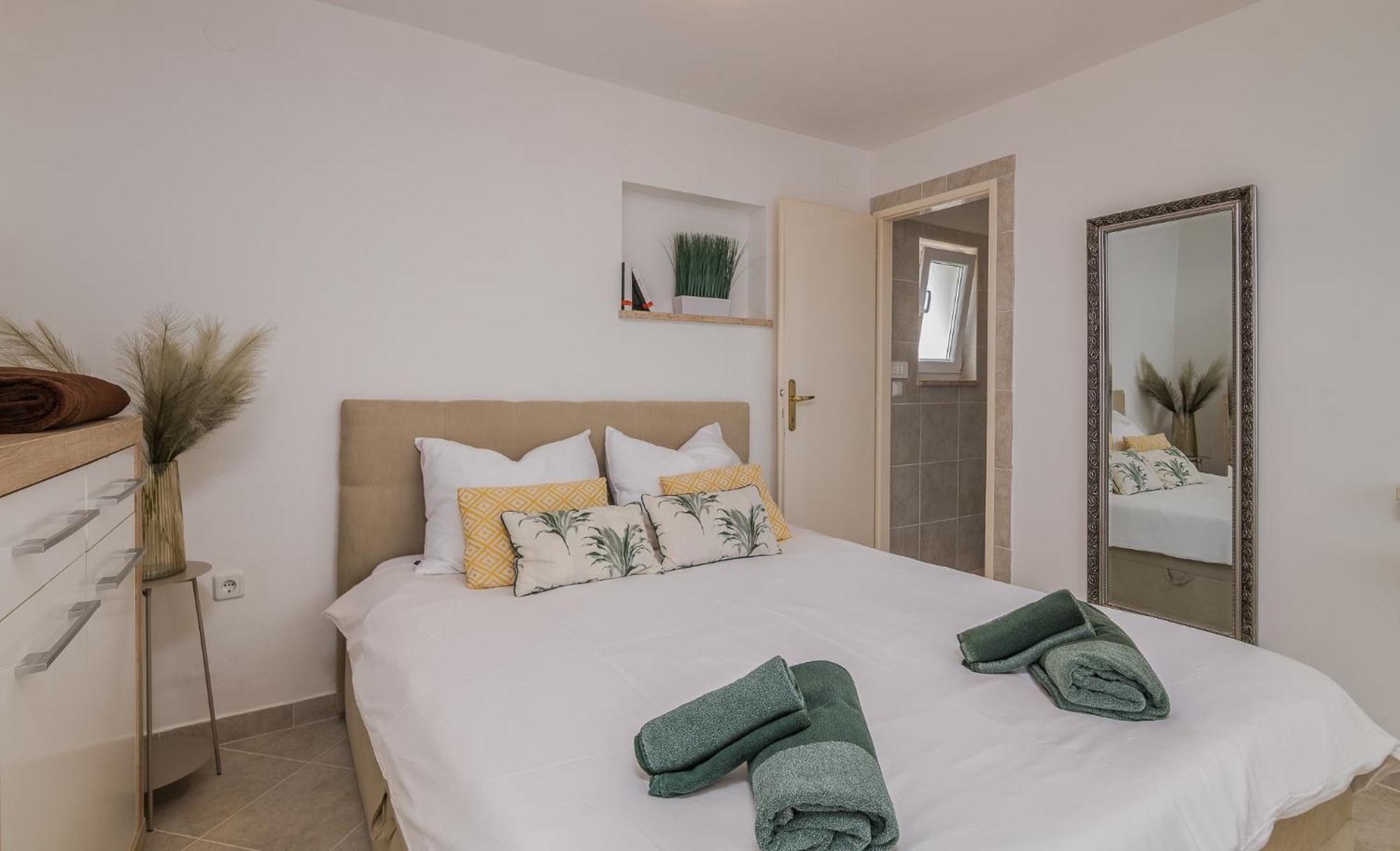 קרק Apartments Stella & Luna מראה חיצוני תמונה