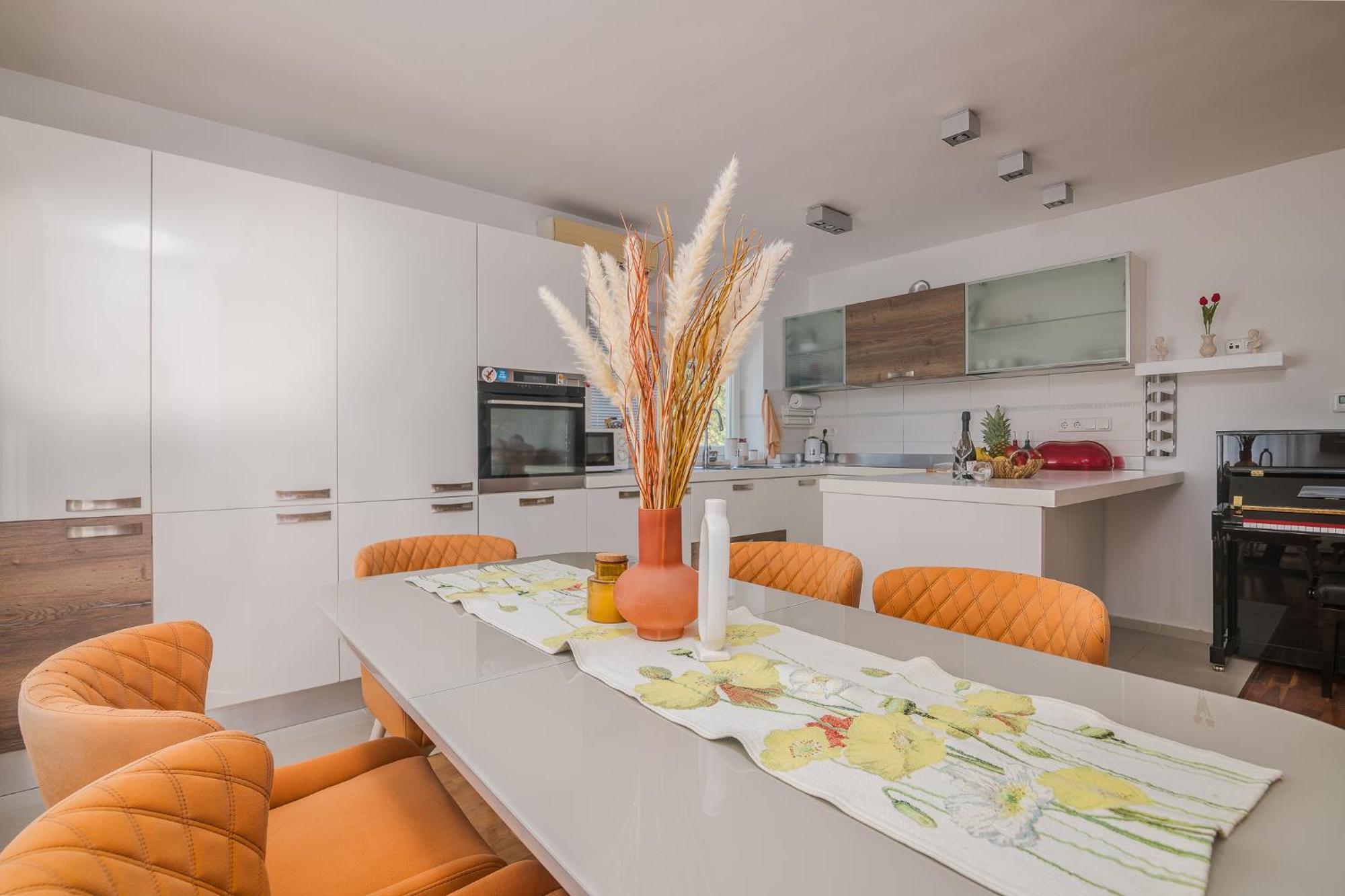 קרק Apartments Stella & Luna מראה חיצוני תמונה